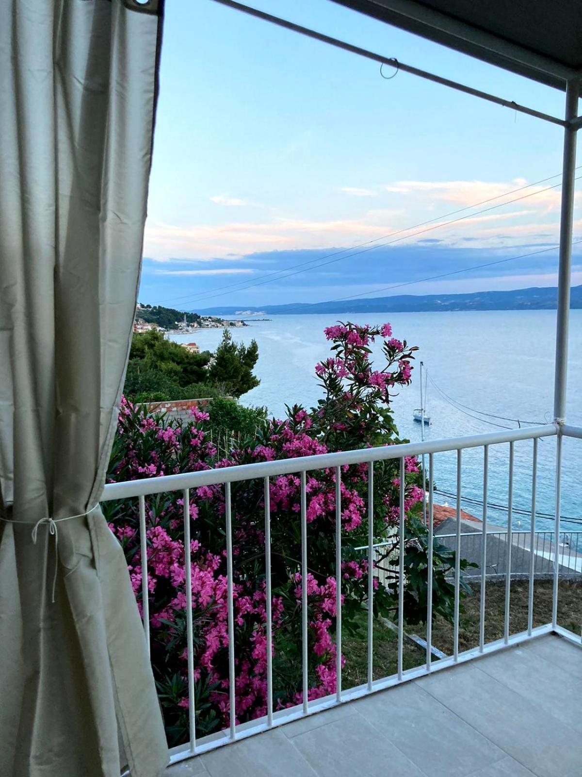 Apartment Panorama - Amazing Sea View, Newly Renovated Дуги Рат Екстериор снимка